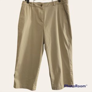LL Bean Capri pants Tan/Khaki Size 14 Petite